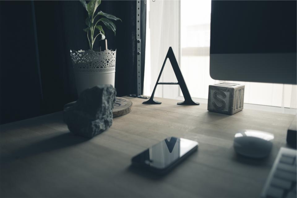 Oficina moderna y profesional, ambiente de trabajo de Platenzia